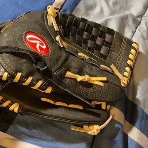 baseball glove